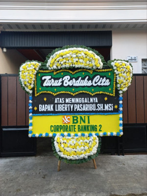 Papan Bunga Duka di Teluk Nibung